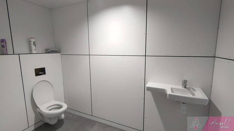 Fonds de commerce - Magasins - 65 m²