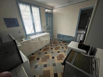 Maison - 215 m² - 5 pièces