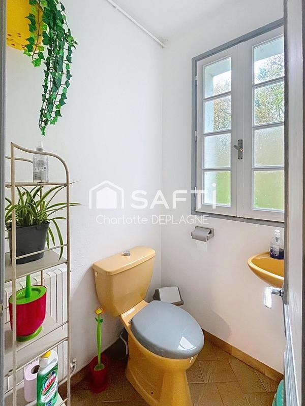 Maison - 230 m² - 8 pièces