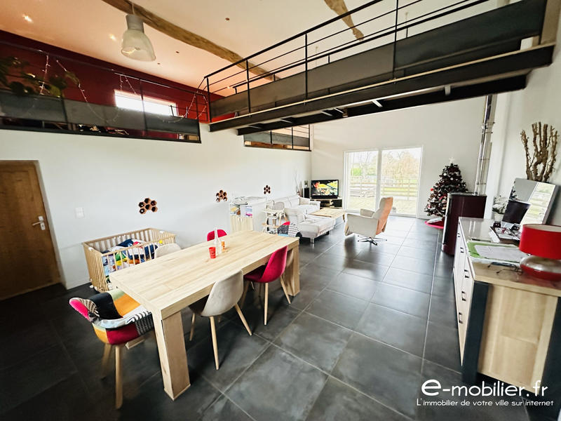 Maison - 190 m² - 7 pièces