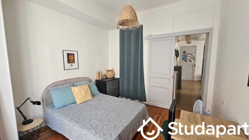 Chambre - 30 m² - 1 pièce