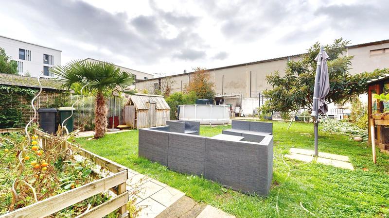 Appartement - 92 m² - 5 pièces