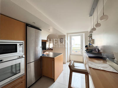 Appartement - 130 m² - 4 pièces