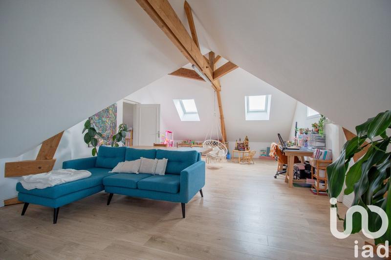 Maison - 180 m² - 8 pièces