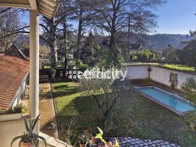 Maison de village - 180 m² - 5 pièces