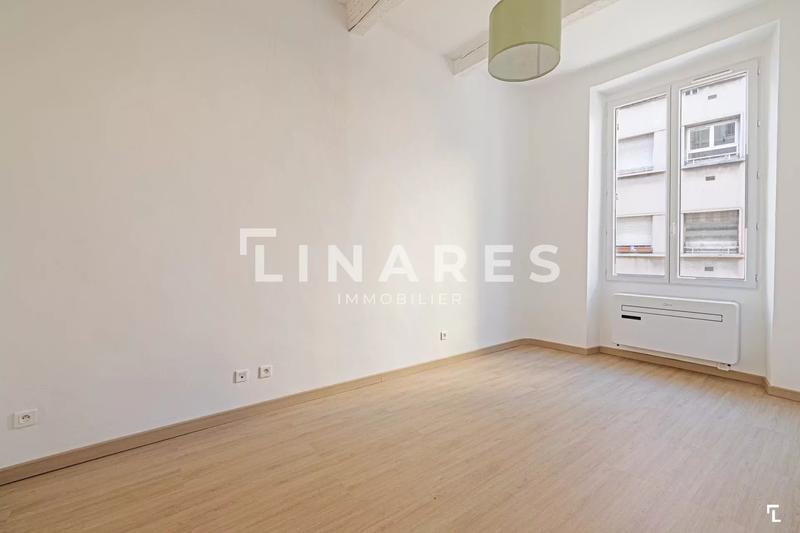 Appartement - 83 m² - 3 pièces