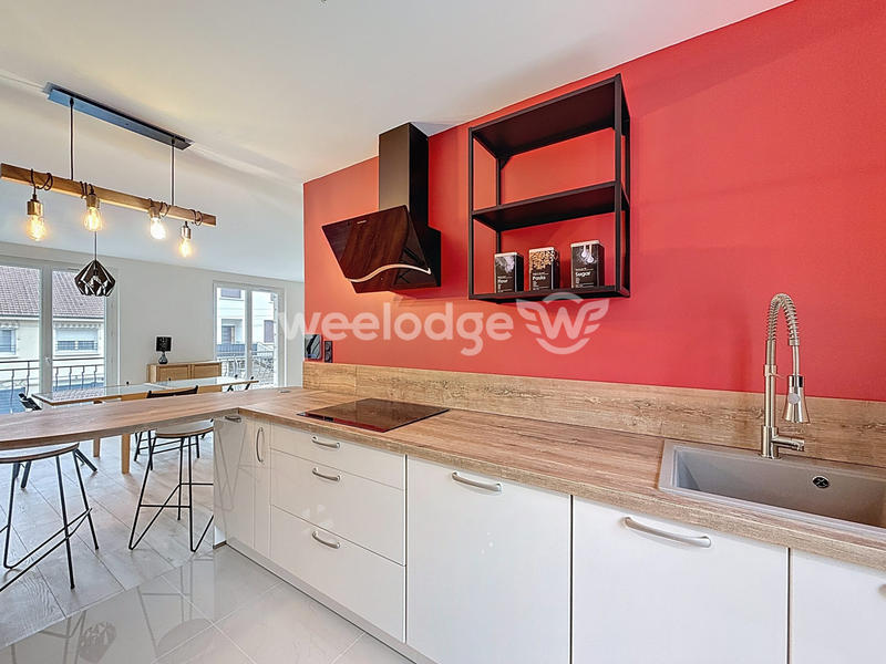 Maison traditionnelle - 138 m² - 6 pièces