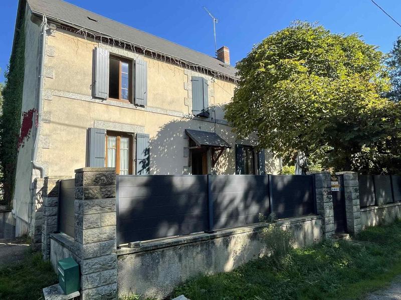 Maison - 160 m² - 9 pièces