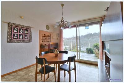 Maison - 87 m² - 6 pièces