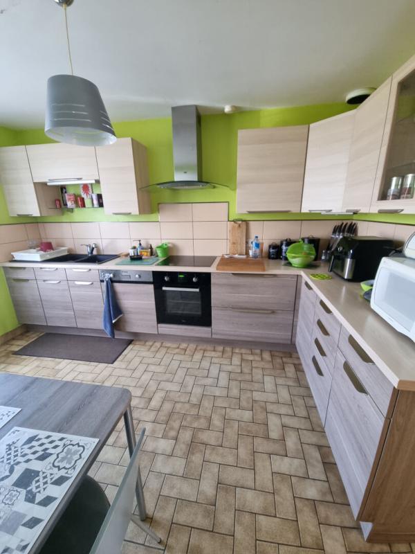 Maison - 92 m² - 4 pièces