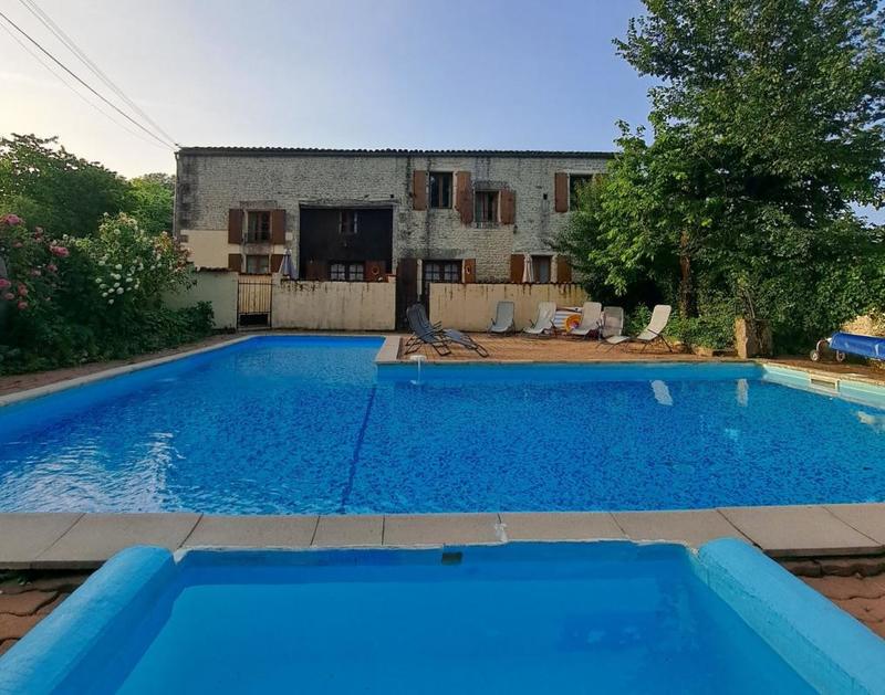 Maison - 500 m² - 22 pièces