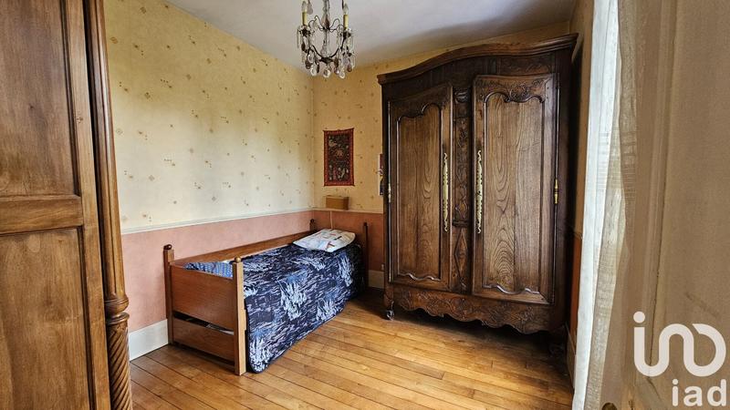 Maison - 240 m² - 10 pièces