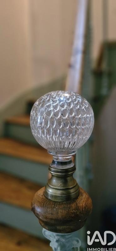 Maison de ville - 321 m² - 9 pièces