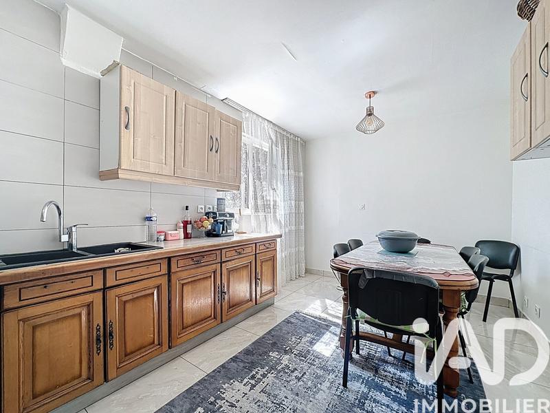 Maison - 120 m² - 5 pièces