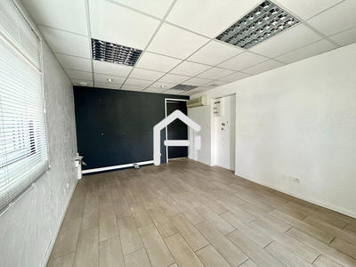 Local d'activités - 45 m²