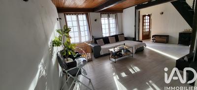 Maison - 132 m² - 9 pièces