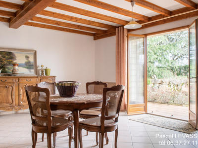 Maison - 208 m² - 10 pièces