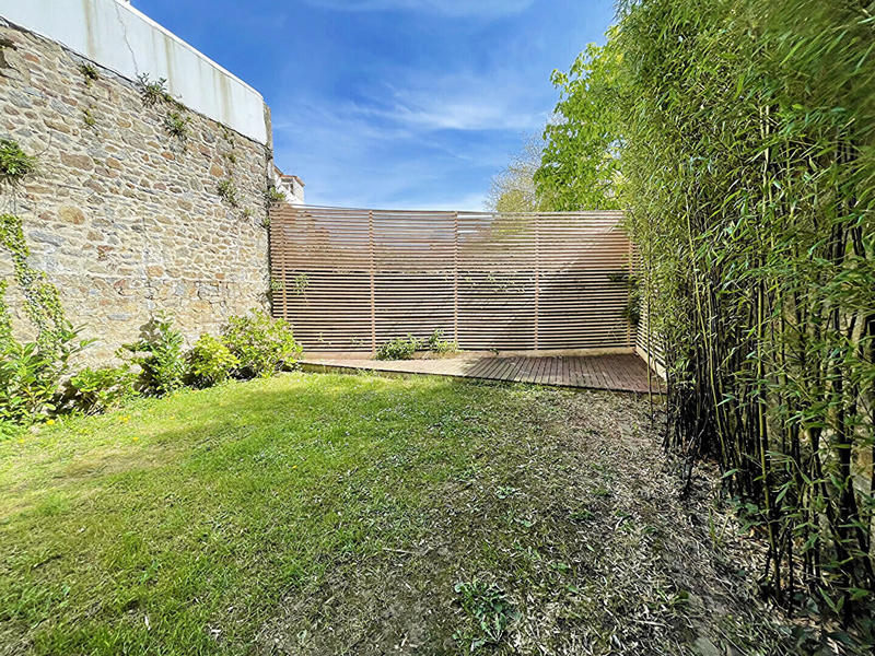 Maison - 190 m² - 9 pièces