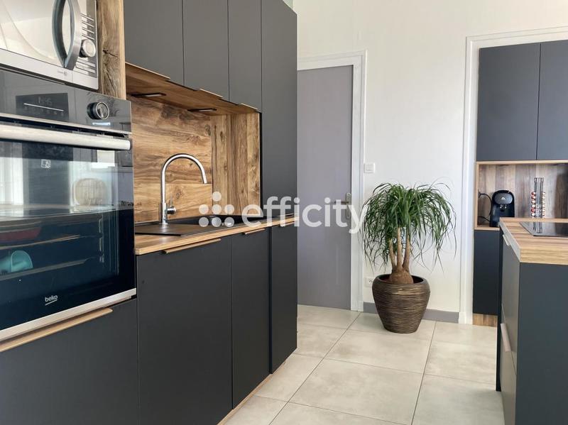 Maison - 86 m² - 4 pièces