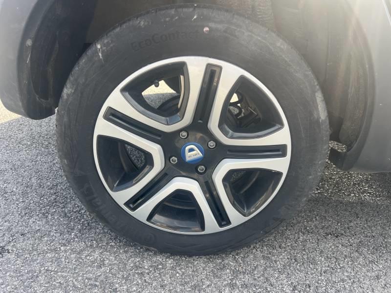 Dacia Sandero TCe 100 15 ans