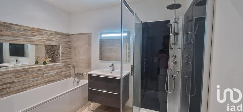 Maison - 174 m² - 9 pièces