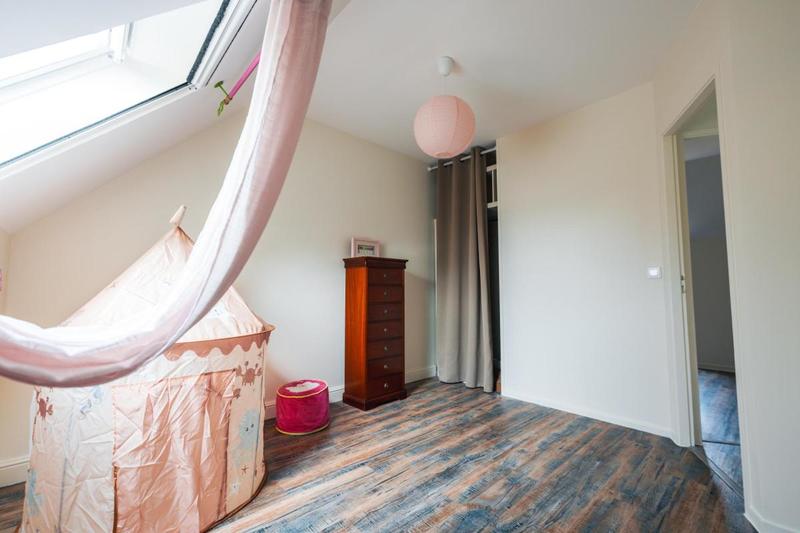 Pavillon - 124 m² - 6 pièces