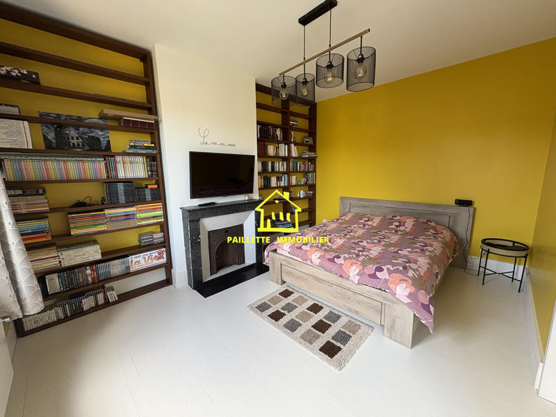 Maison - 201 m² - 6 pièces