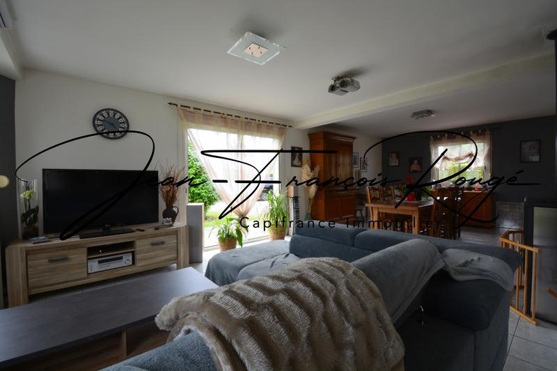 Maison - 121 m² - 6 pièces