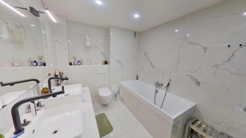 Appartement - 100 m² - 4 pièces