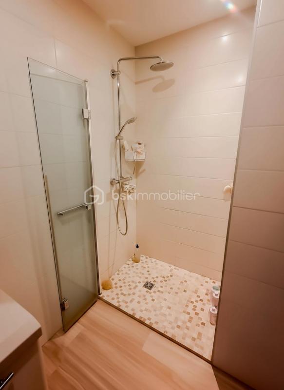 Maison - 80 m² - 5 pièces