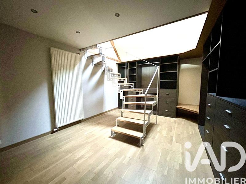 Maison - 354 m² - 12 pièces