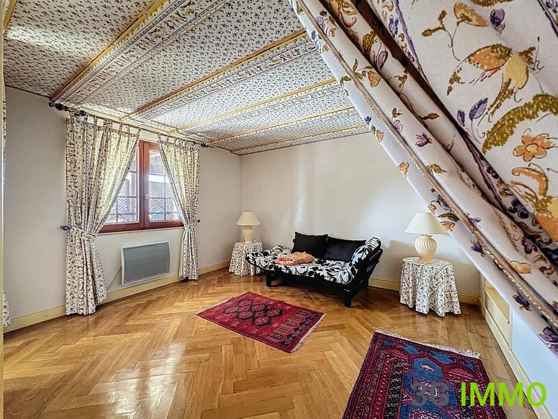 Châlet - 175 m² - 8 pièces