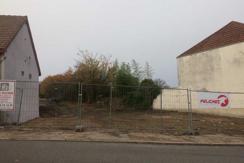 Terrain constructible - 967 m²