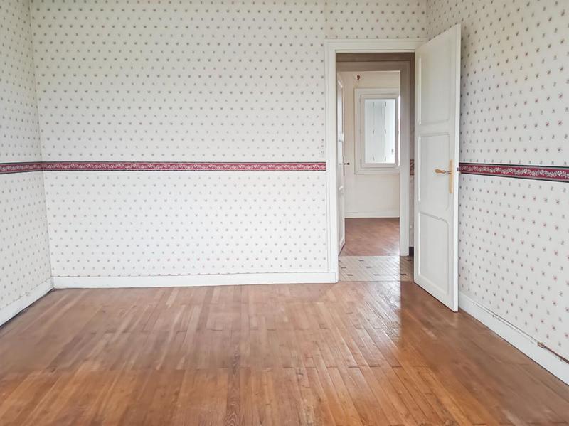 Maison - 84 m² - 5 pièces