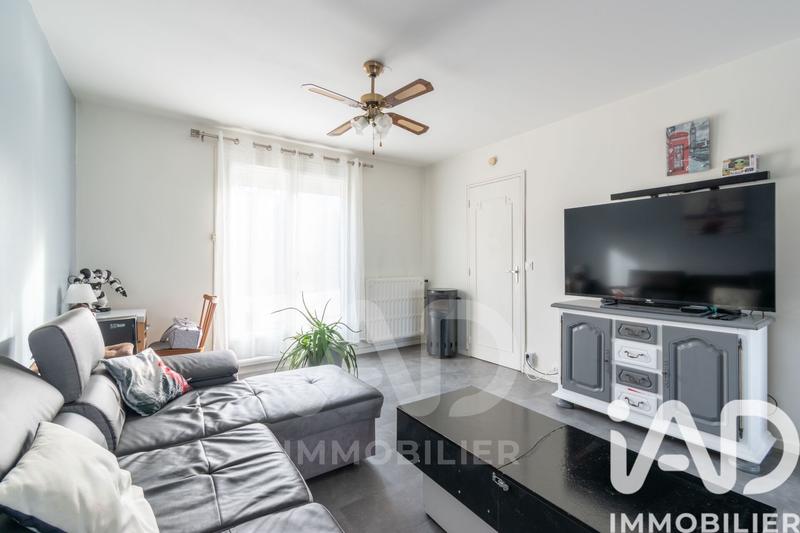 Maison - 83 m² - 4 pièces