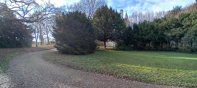 Maison - 353 m² - 14 pièces