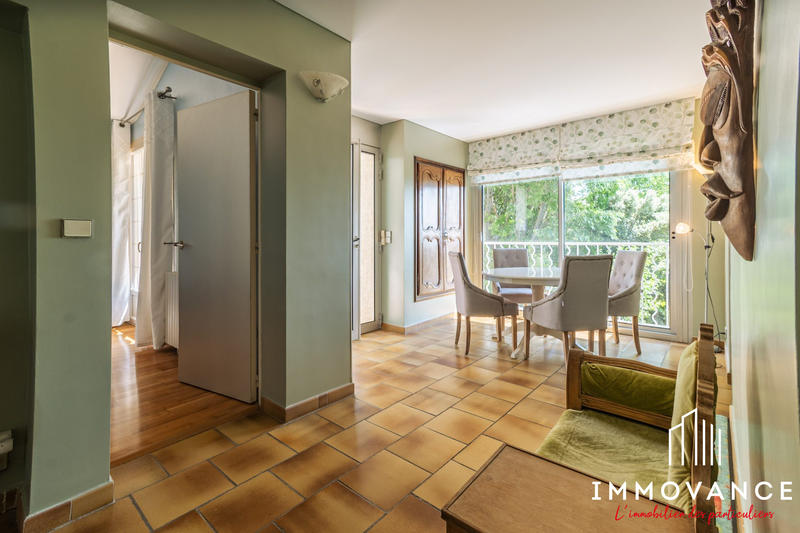 Maison traditionnelle - 161 m² - 6 pièces