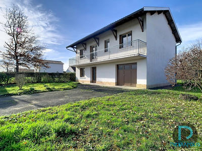 Maison - 97 m² - 5 pièces