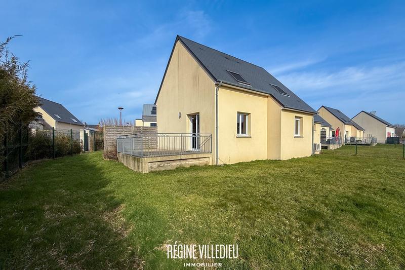 Maison - 92 m² - 5 pièces