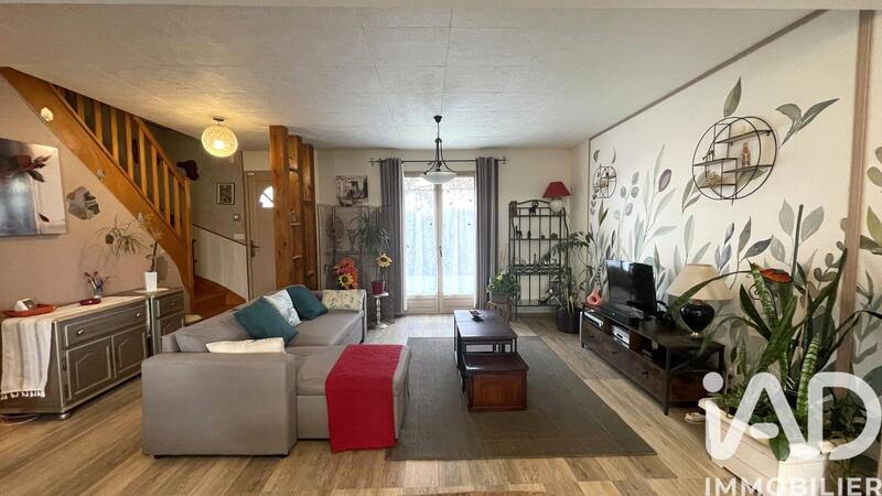 Maison - 108 m² - 6 pièces