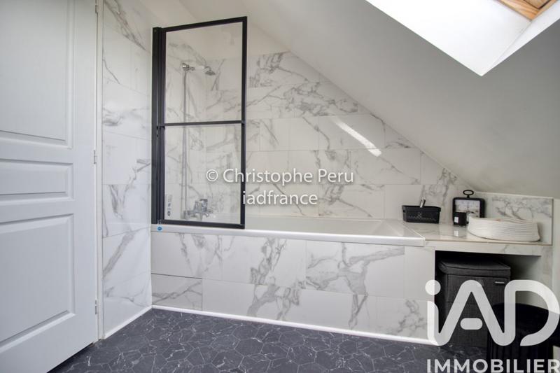 Maison - 92 m² - 5 pièces