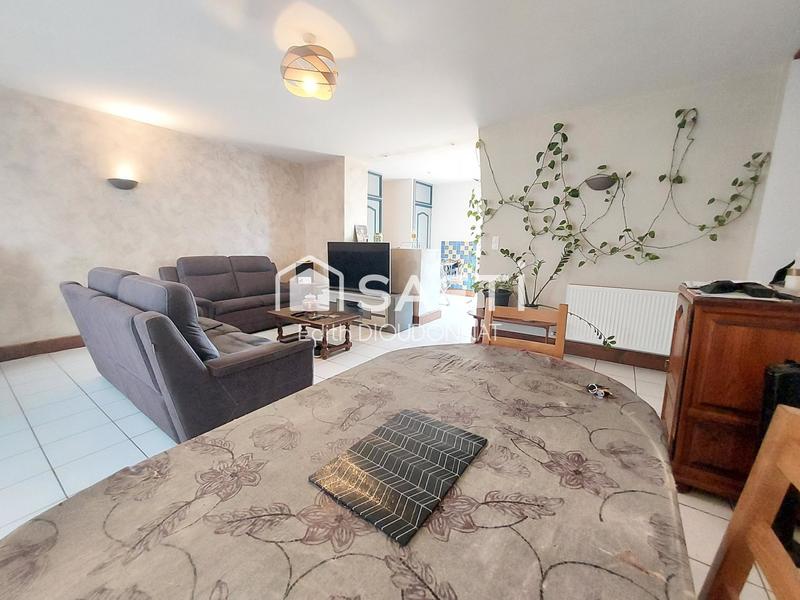 Maison de village - 90 m² - 4 pièces