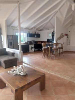 Maison - 180 m² - 5 pièces