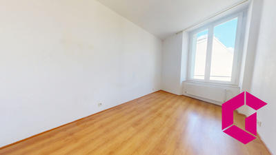 Maison - 102 m² - 4 pièces