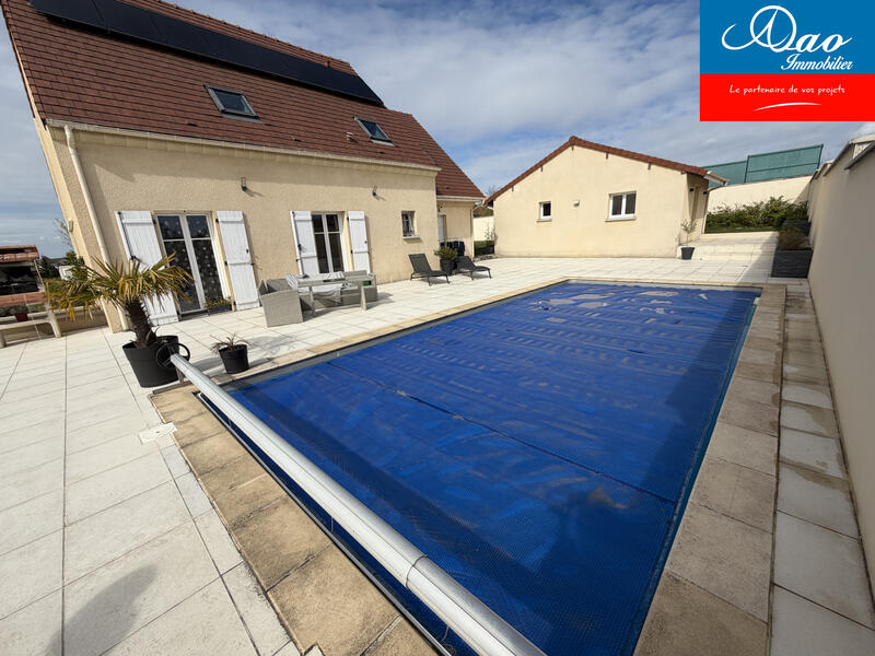Maison - 135 m² - 7 pièces