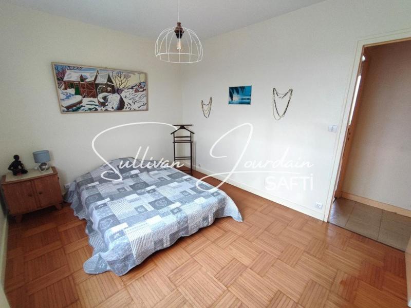 Maison - 117 m² - 7 pièces