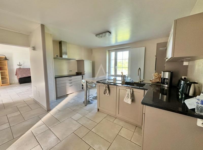 Haras - 180 m² - 7 pièces