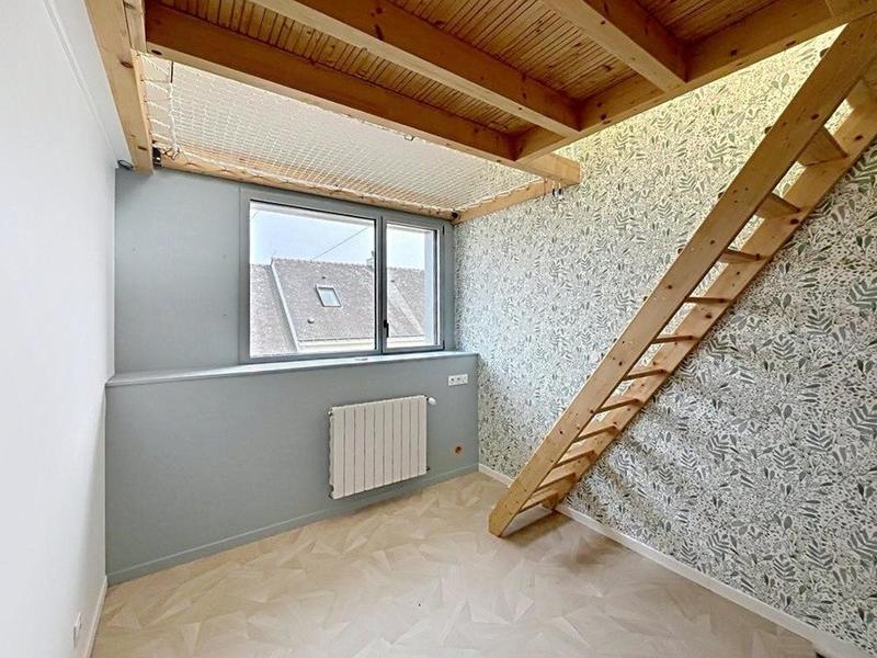 Maison - 144 m² - 7 pièces