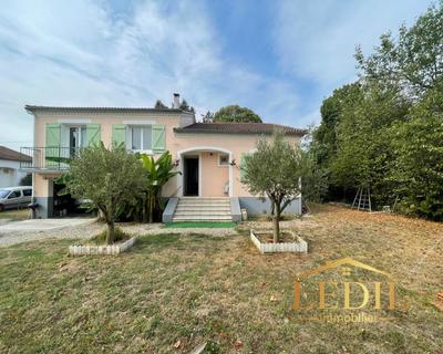 Maison de village - 112 m² - 4 pièces