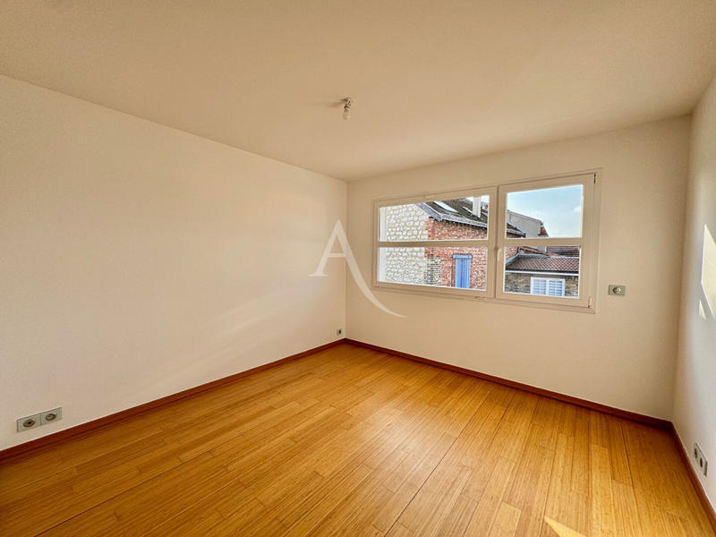 Maison - 127 m² - 6 pièces